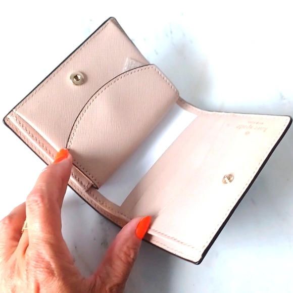 Kate Spade NY small wallet. - Picture 5 of 8
